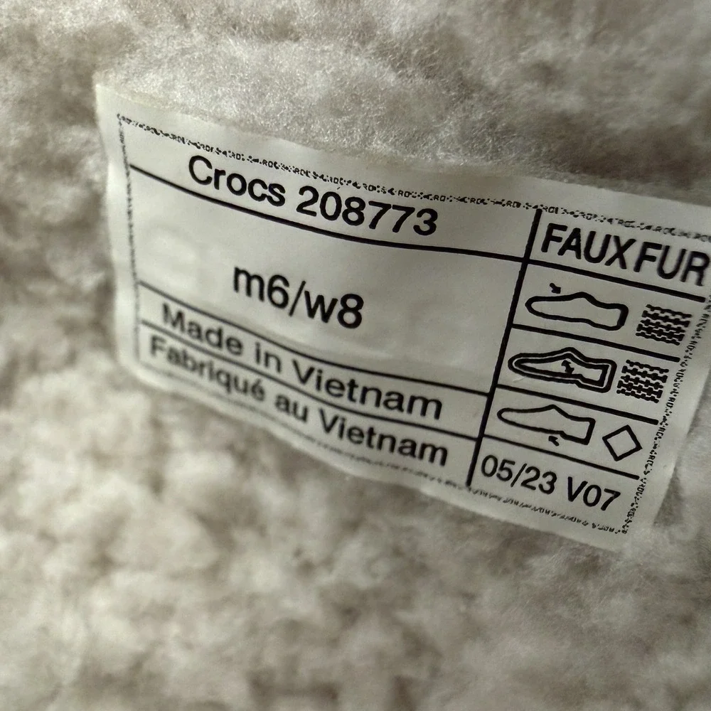 Crocs Duet Max II Boot Women‎ 8 Grey Insulated Faux Fur Puffy Winter Snow 208773